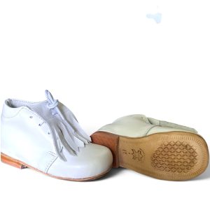 Botas Bigotes blancos